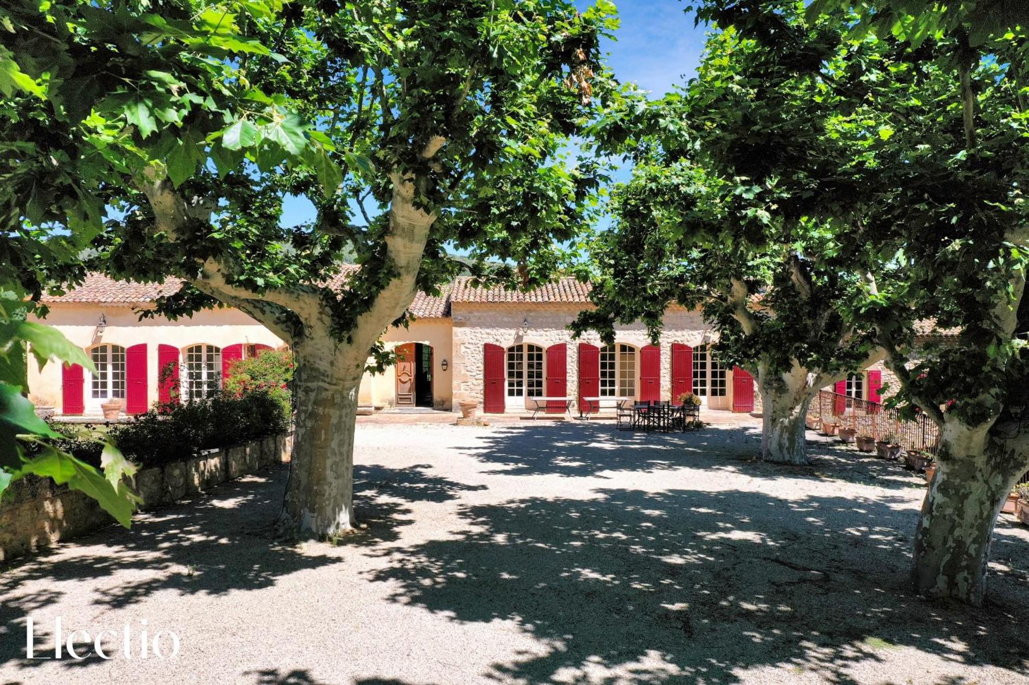 Aparthotel Bastide Domaine Tour Campanets Le Puy-Sainte-Réparade Exterior foto